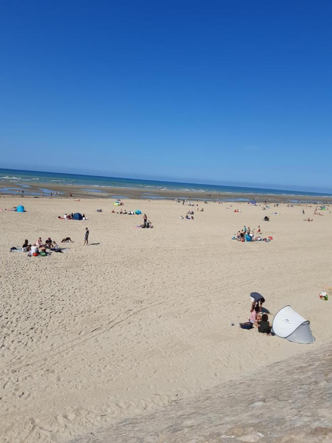 Les Obiones, Fort Mahon Plage, magnifique studio cabine 4p vue latérale mer avec balcon , parking privé gratuit, wifi, classé 2 étoiles, exposition plein sud en Baie de Somme Esterno foto