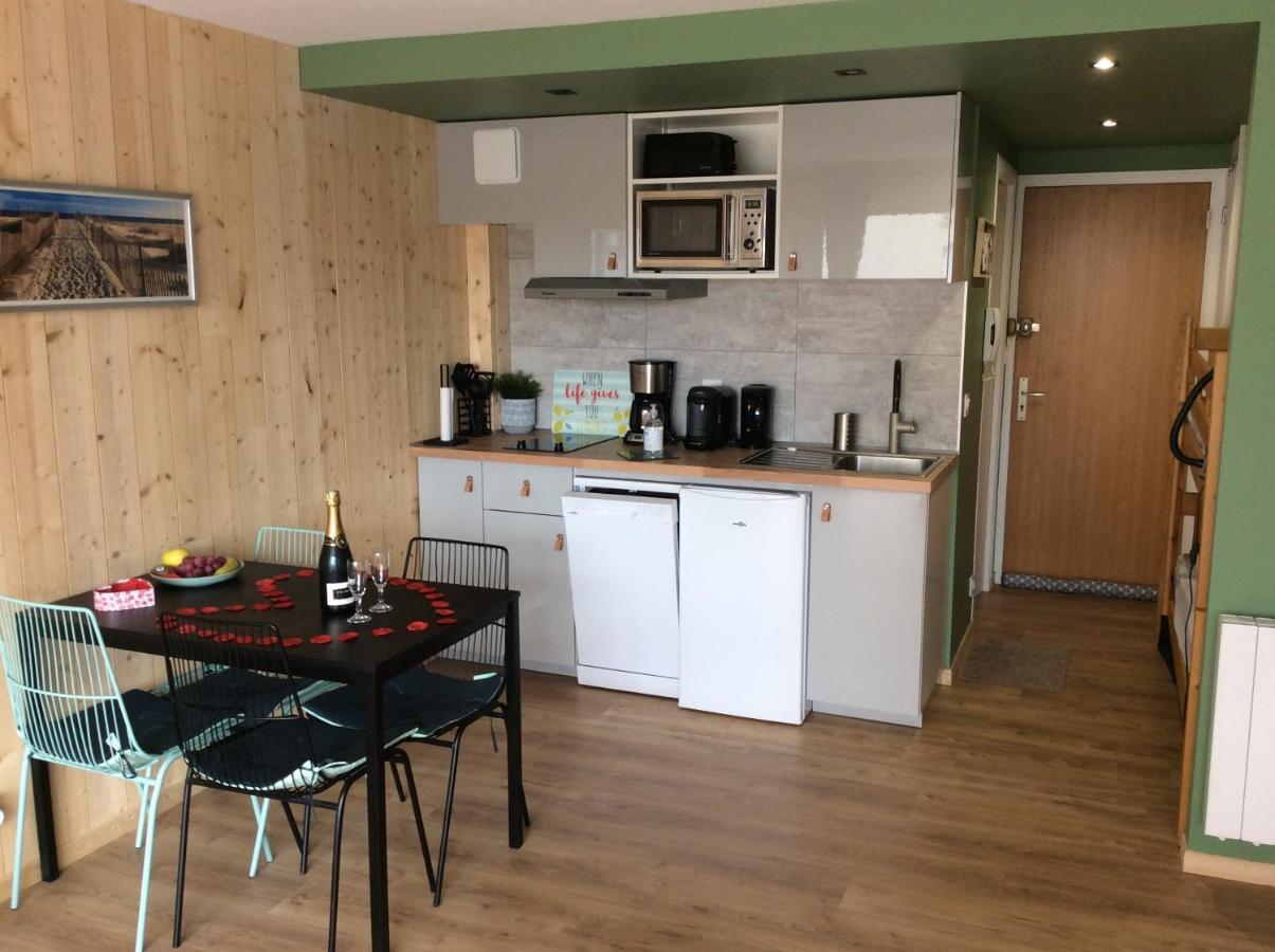 Les Obiones, Fort Mahon Plage, magnifique studio cabine 4p vue latérale mer avec balcon , parking privé gratuit, wifi, classé 2 étoiles, exposition plein sud en Baie de Somme Esterno foto